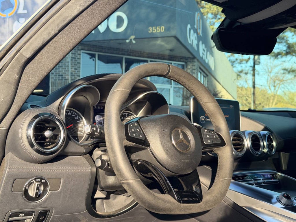 2018 Mercedes-Benz AMG GT Image 43