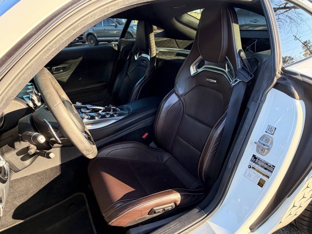 2018 Mercedes-Benz AMG GT Image 45