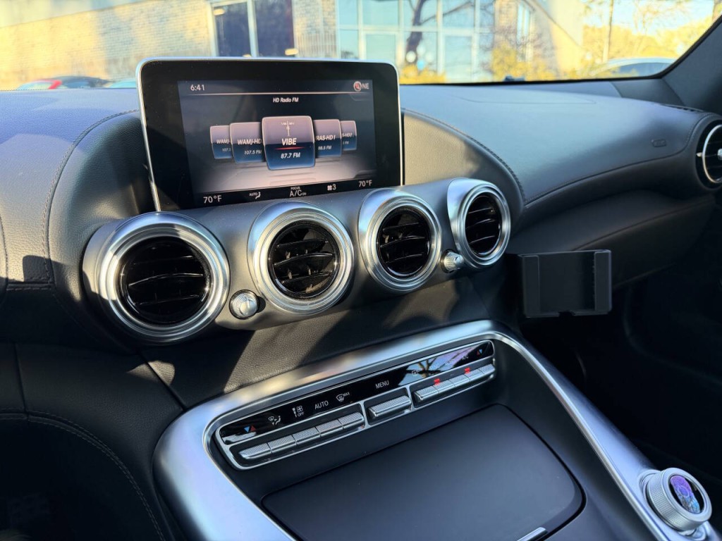 2018 Mercedes-Benz AMG GT Image 51