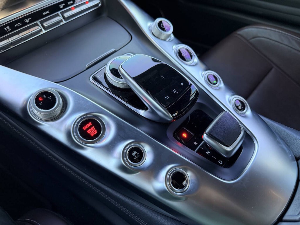 2018 Mercedes-Benz AMG GT Image 54