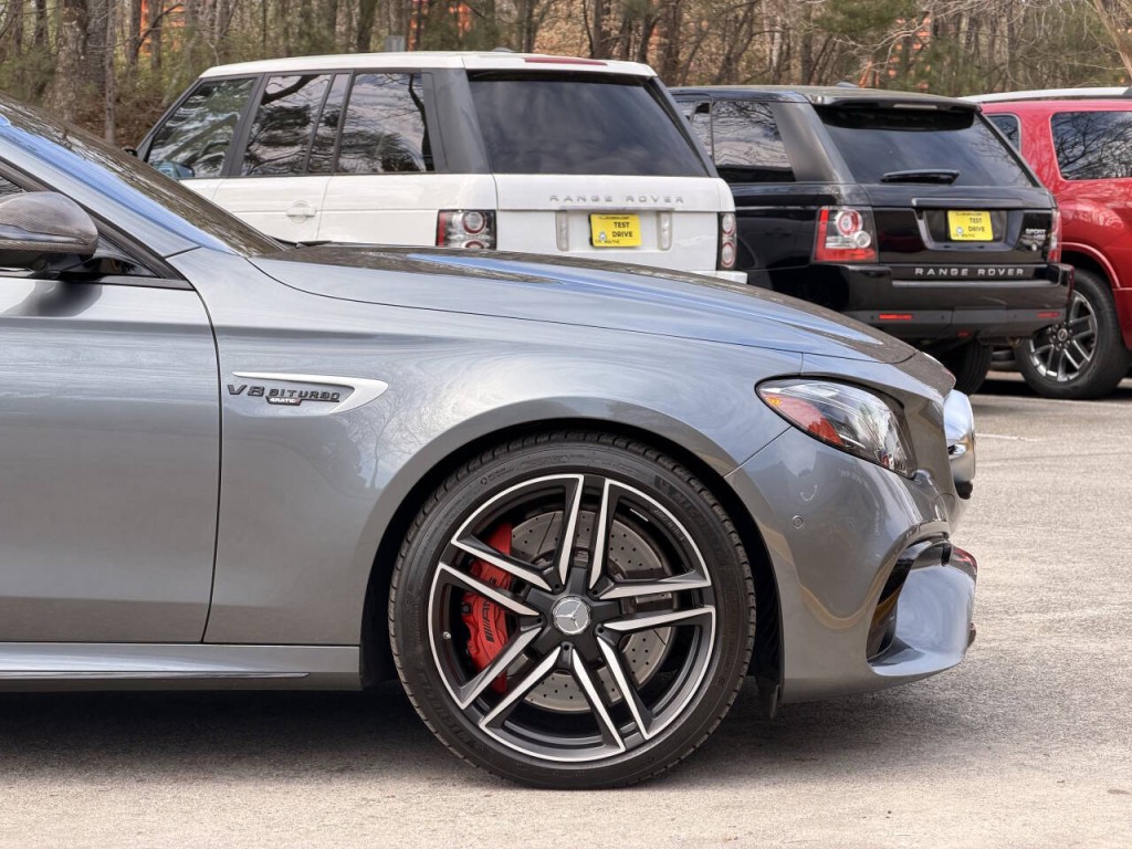 2019 Mercedes-Benz E-Class Image 21