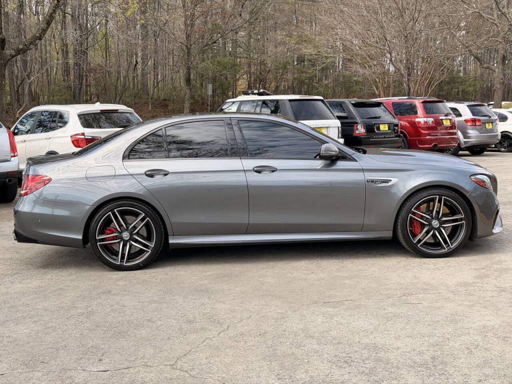 2019 Mercedes-Benz E-Class Image 23