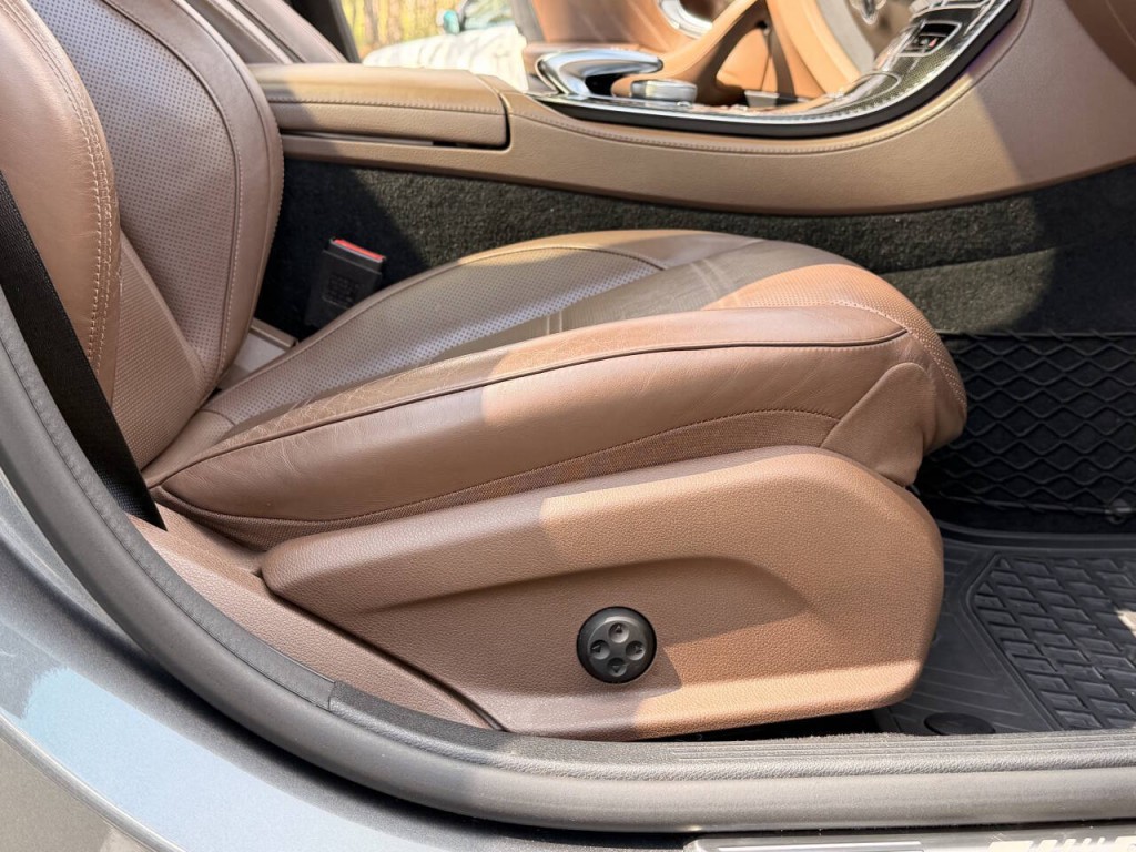 2019 Mercedes-Benz E-Class Image 43