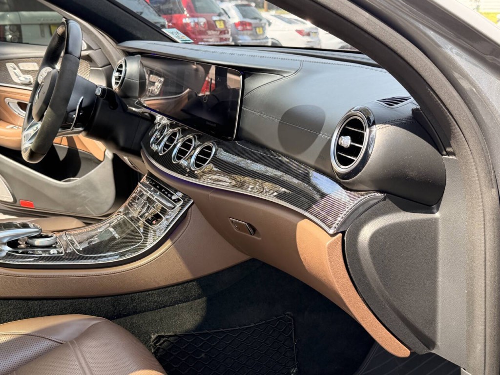 2019 Mercedes-Benz E-Class Image 45