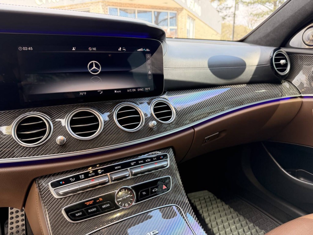 2019 Mercedes-Benz E-Class Image 61