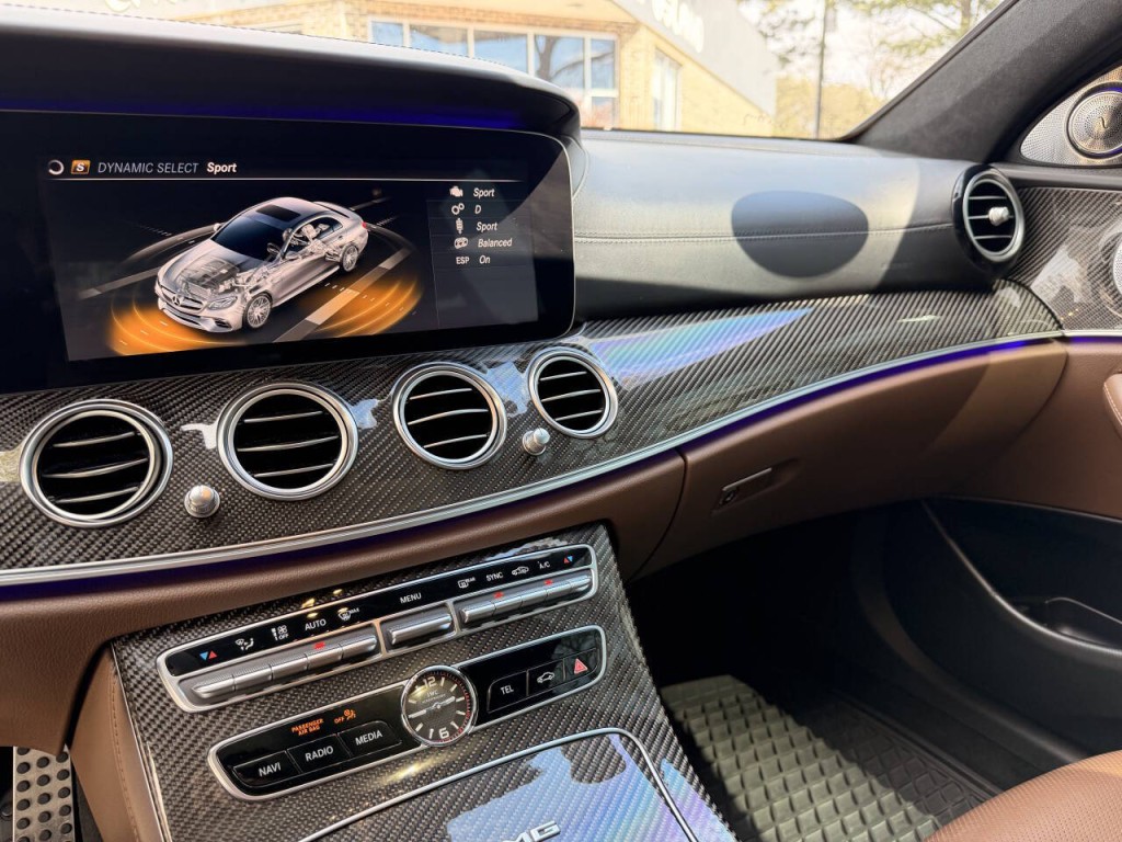 2019 Mercedes-Benz E-Class Image 63