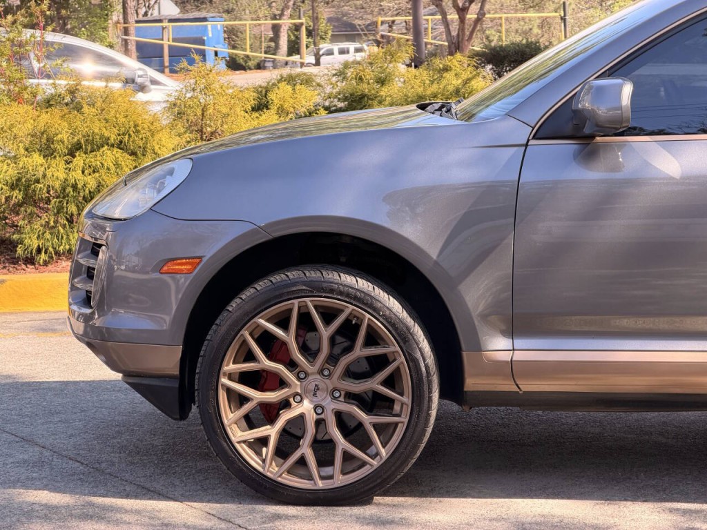 2009 Porsche Cayenne Image 12