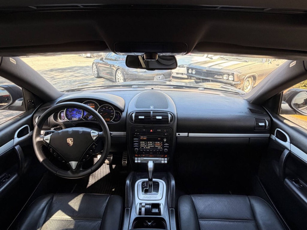 2009 Porsche Cayenne Image 25