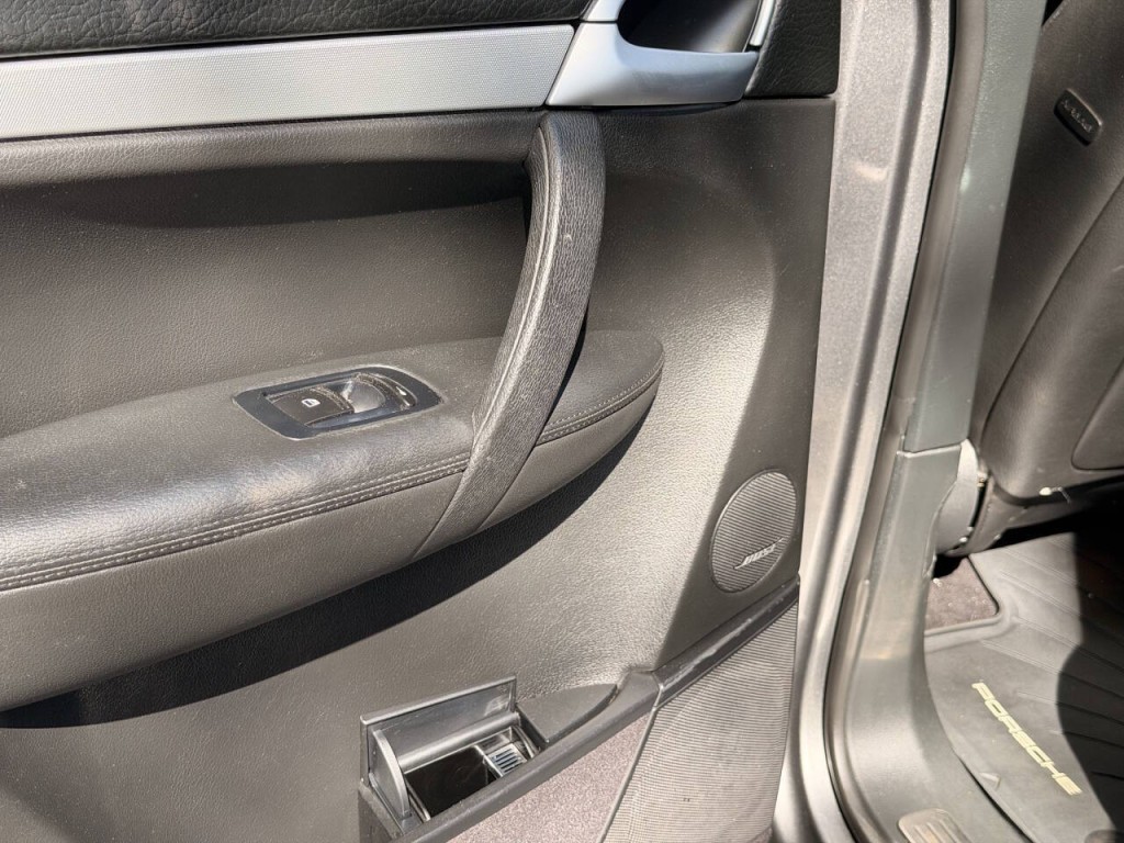 2009 Porsche Cayenne Image 26