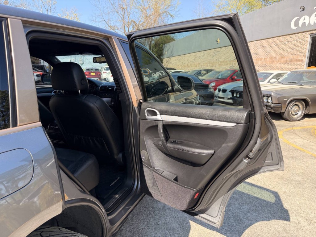 2009 Porsche Cayenne Image 27