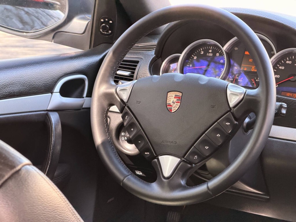 2009 Porsche Cayenne Image 34