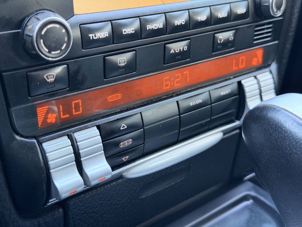 2009 Porsche Cayenne Image 47