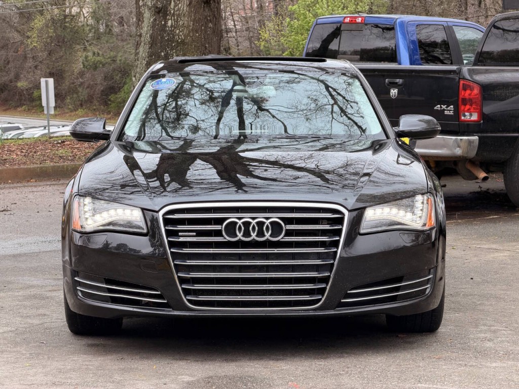 2013 Audi A8 Image 9