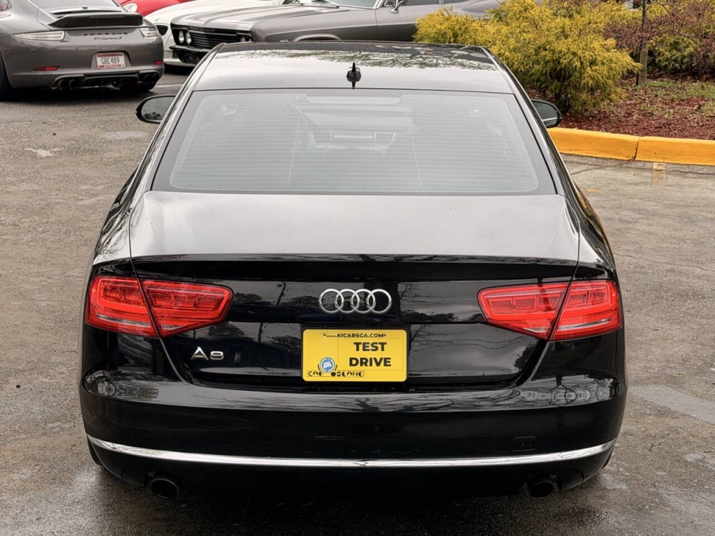 2013 Audi A8 Image 12