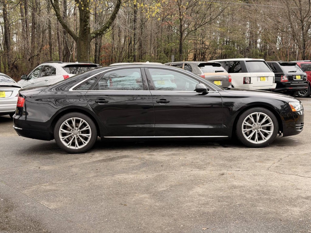 2013 Audi A8 Image 20