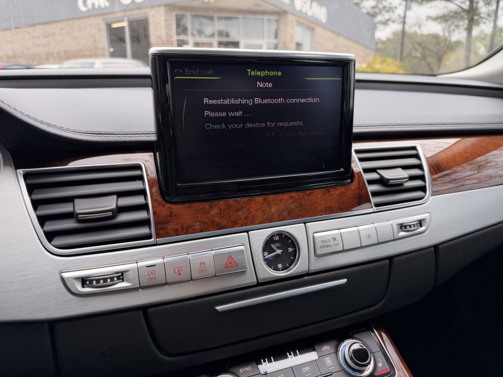 2013 Audi A8 Image 39