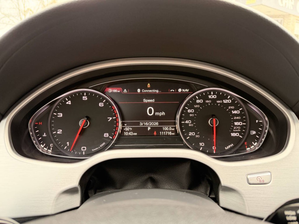 2013 Audi A8 Image 40