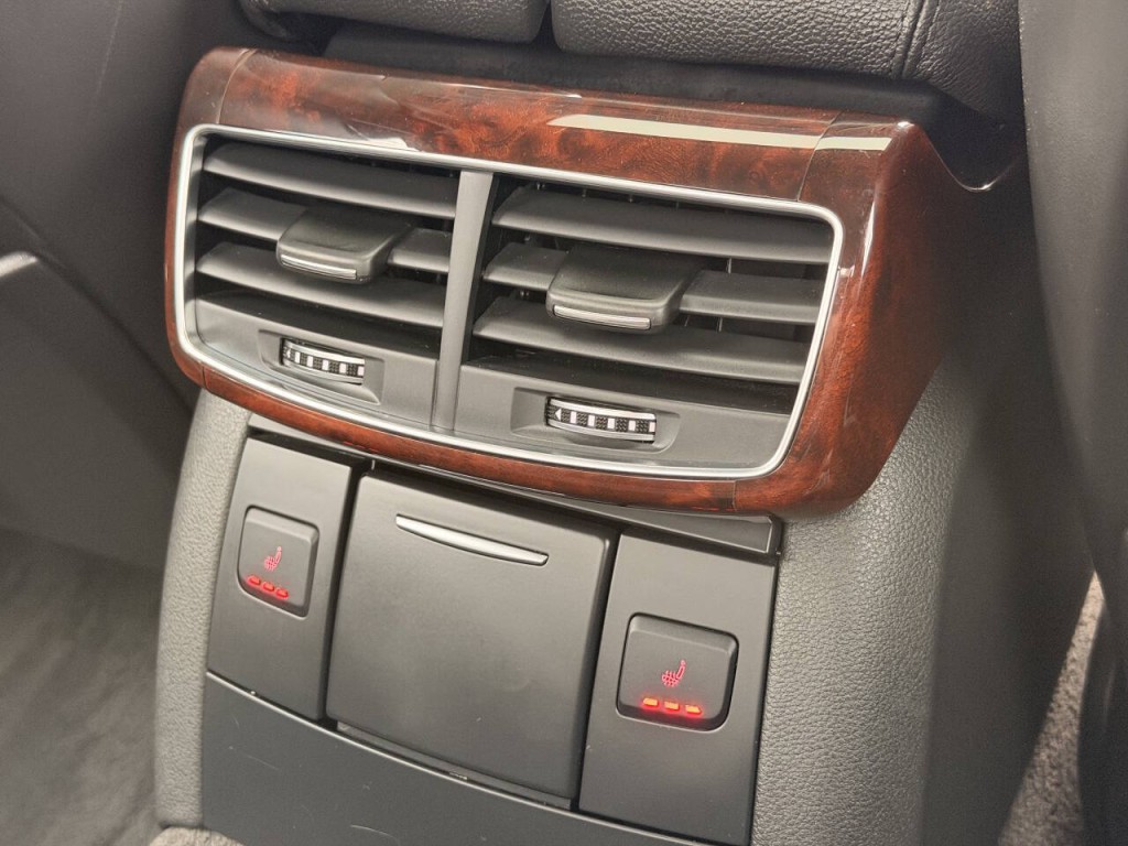 2013 Audi A8 Image 50