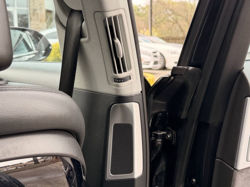 2013 Audi A8 Image 54