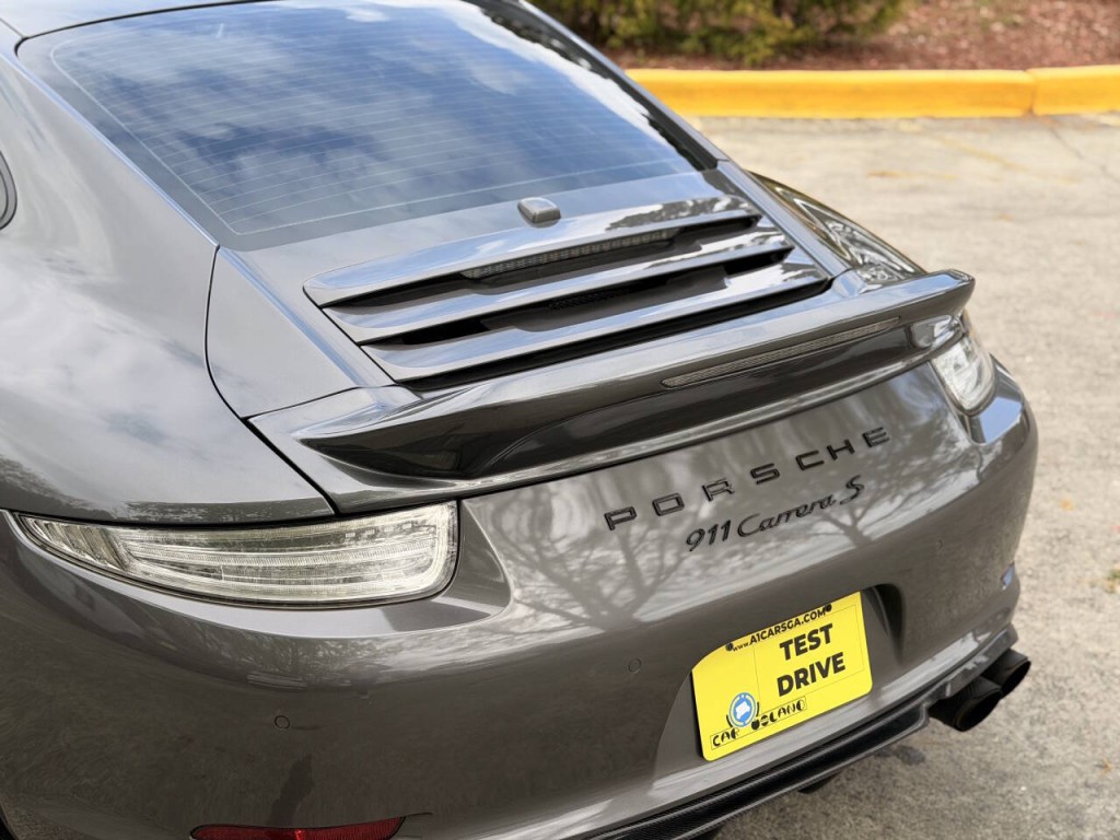 2012 Porsche 911 Image 10