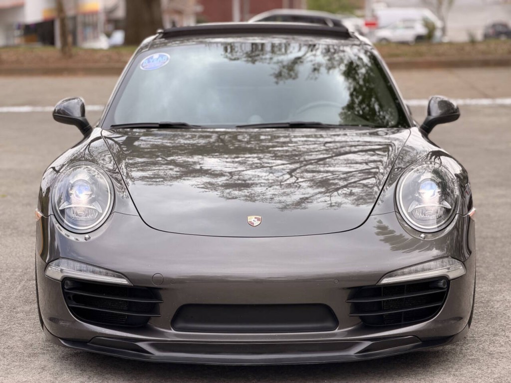 2012 Porsche 911 Image 18
