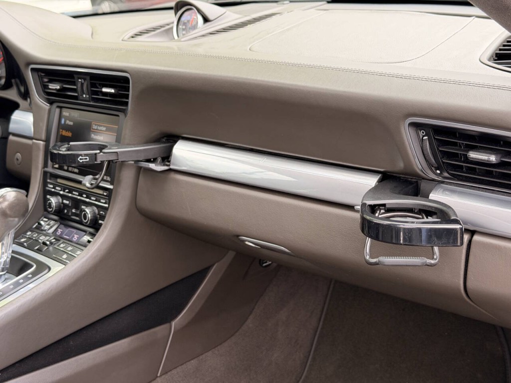 2012 Porsche 911 Image 39