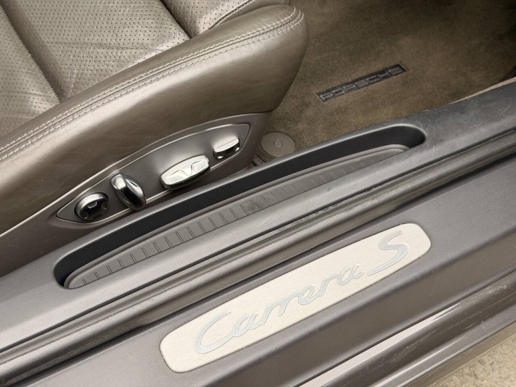 2012 Porsche 911 Image 41