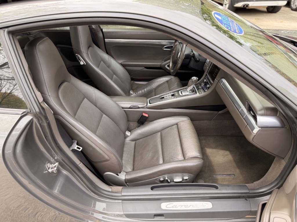 2012 Porsche 911 Image 45