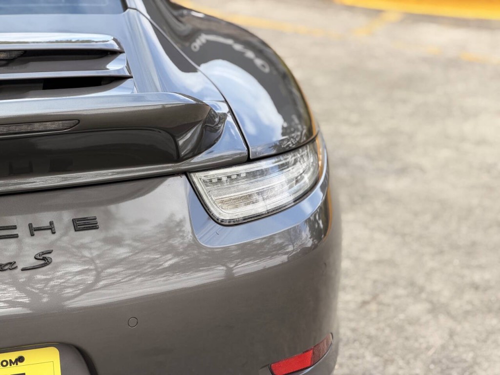 2012 Porsche 911 Image 52