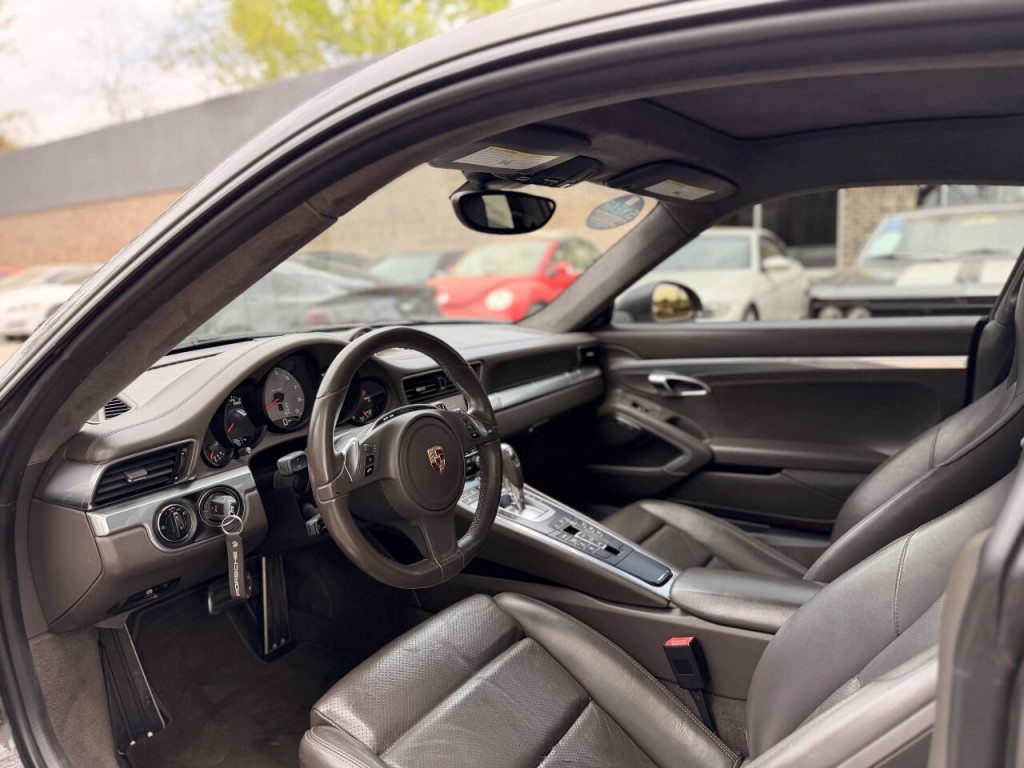 2012 Porsche 911 Image 57