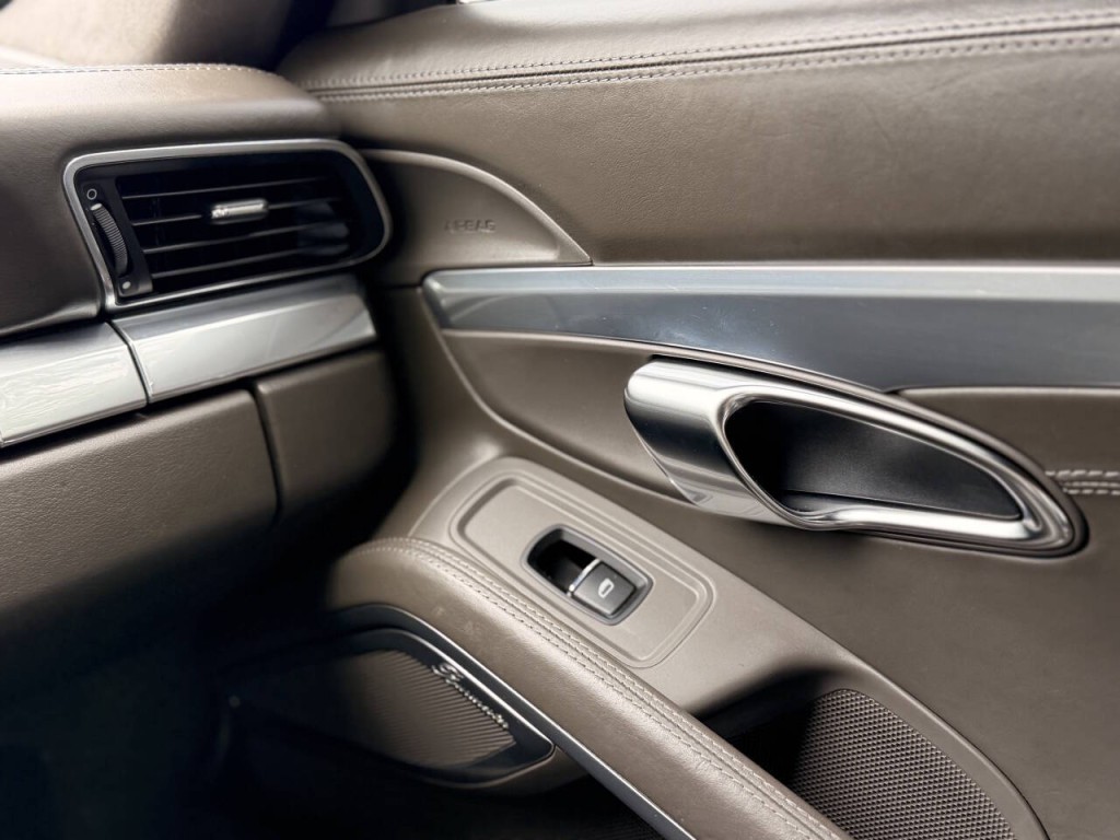 2012 Porsche 911 Image 60