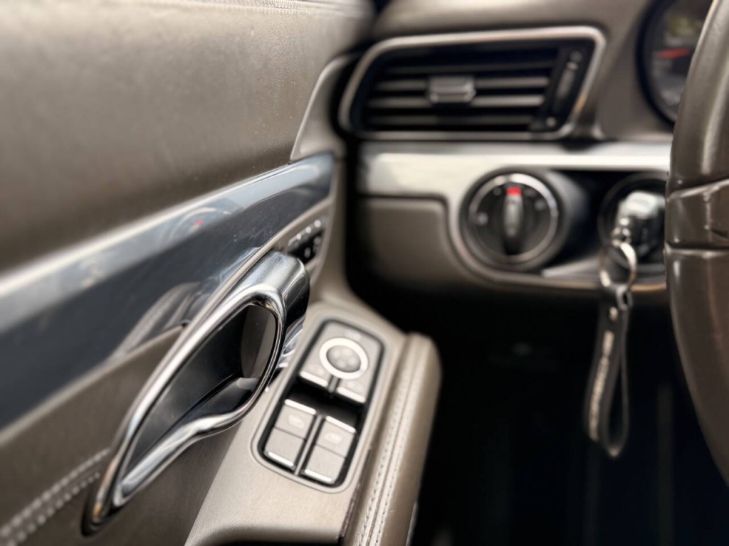 2012 Porsche 911 Image 62