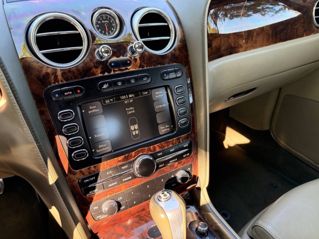 2005 Bentley Continental Image 34