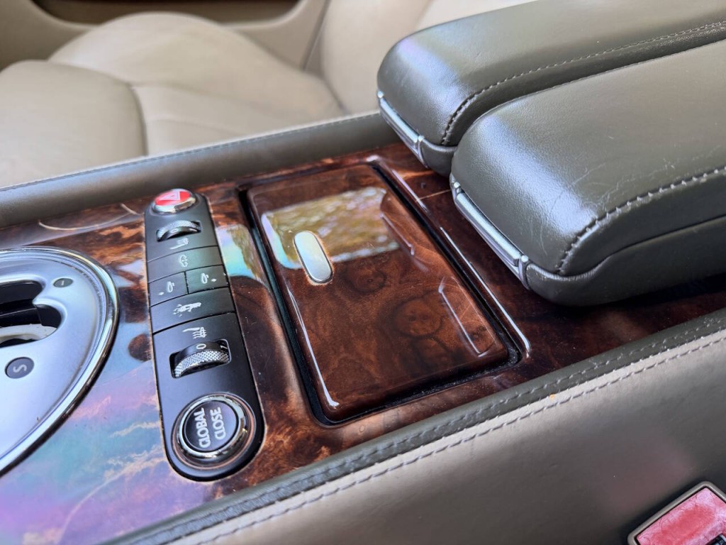 2005 Bentley Continental Image 39
