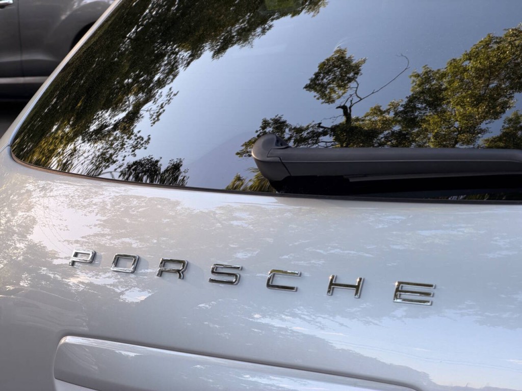 2012 Porsche Cayenne Image 8