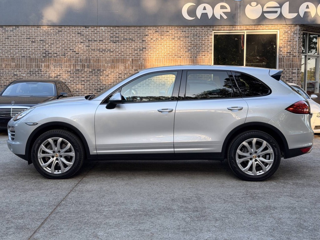2012 Porsche Cayenne Image 15