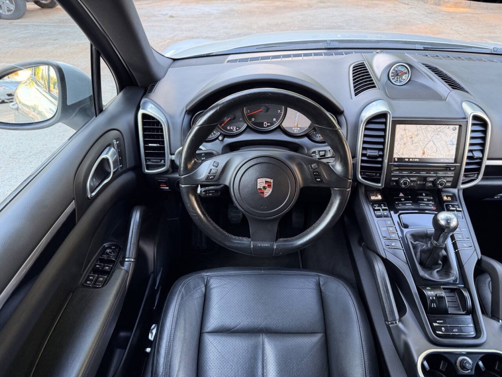 2012 Porsche Cayenne Image 30
