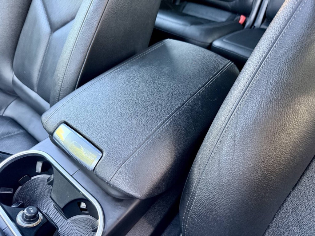 2012 Porsche Cayenne Image 34