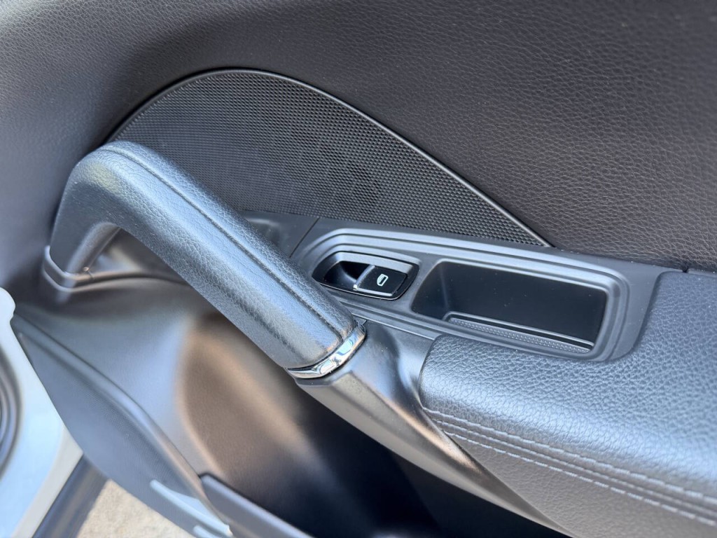 2012 Porsche Cayenne Image 38