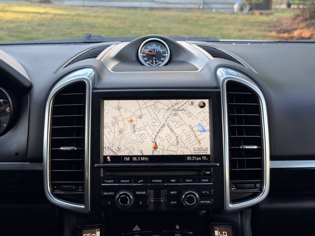 2012 Porsche Cayenne Image 42