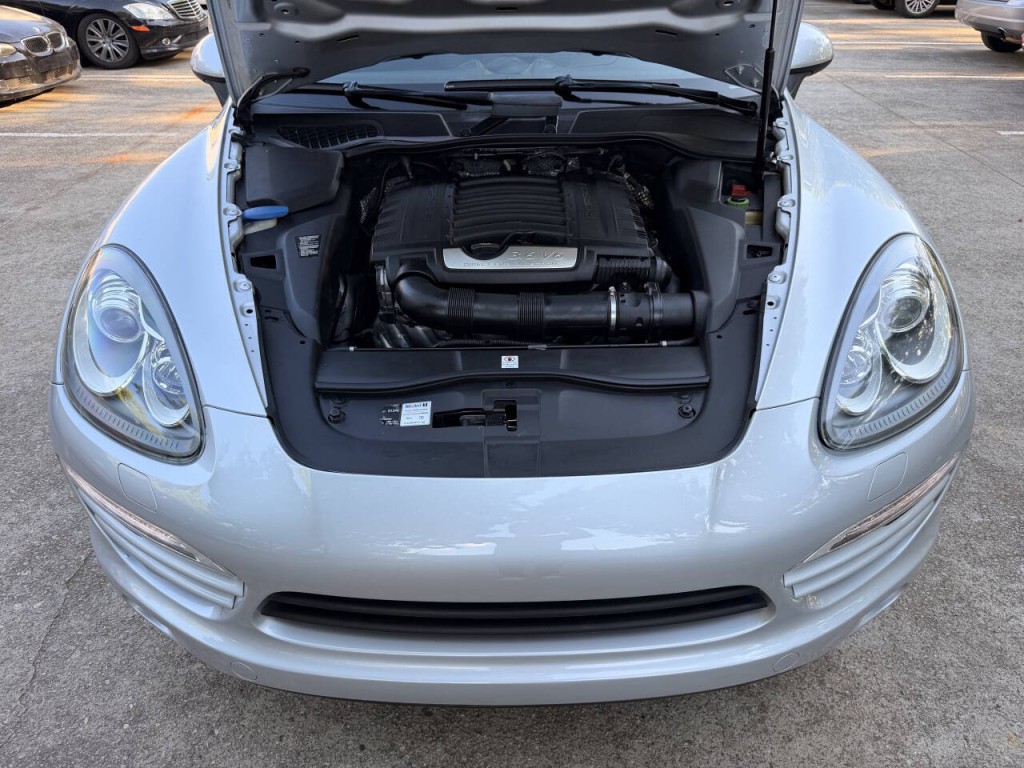 2012 Porsche Cayenne Image 52