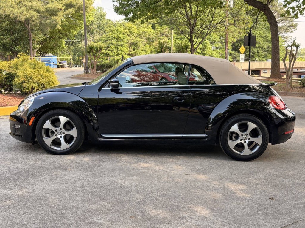 2015 Volkswagen Beetle Image 5