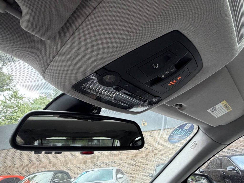 2010 BMW 7 Series Image 39