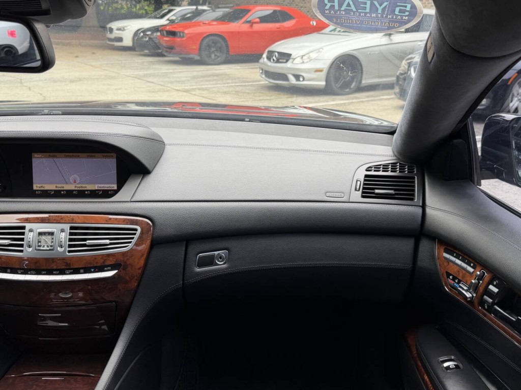 2011 Mercedes-Benz CL-Class Image 70