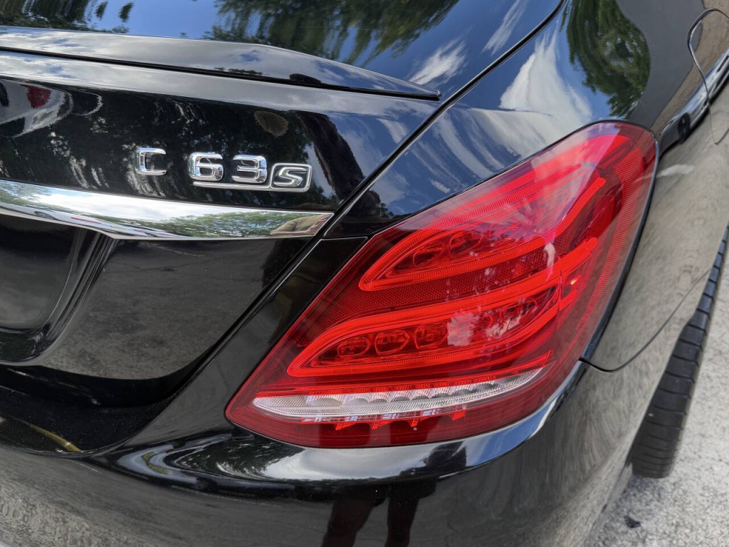 2016 Mercedes-Benz C-Class Image 20