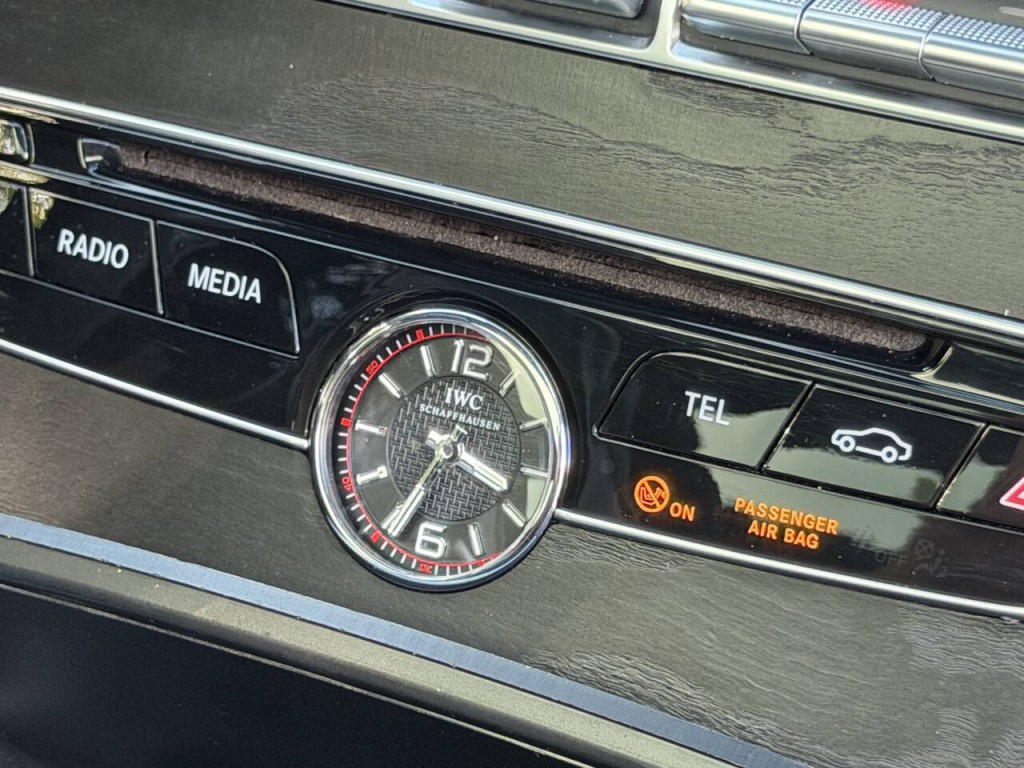 2016 Mercedes-Benz C-Class Image 45