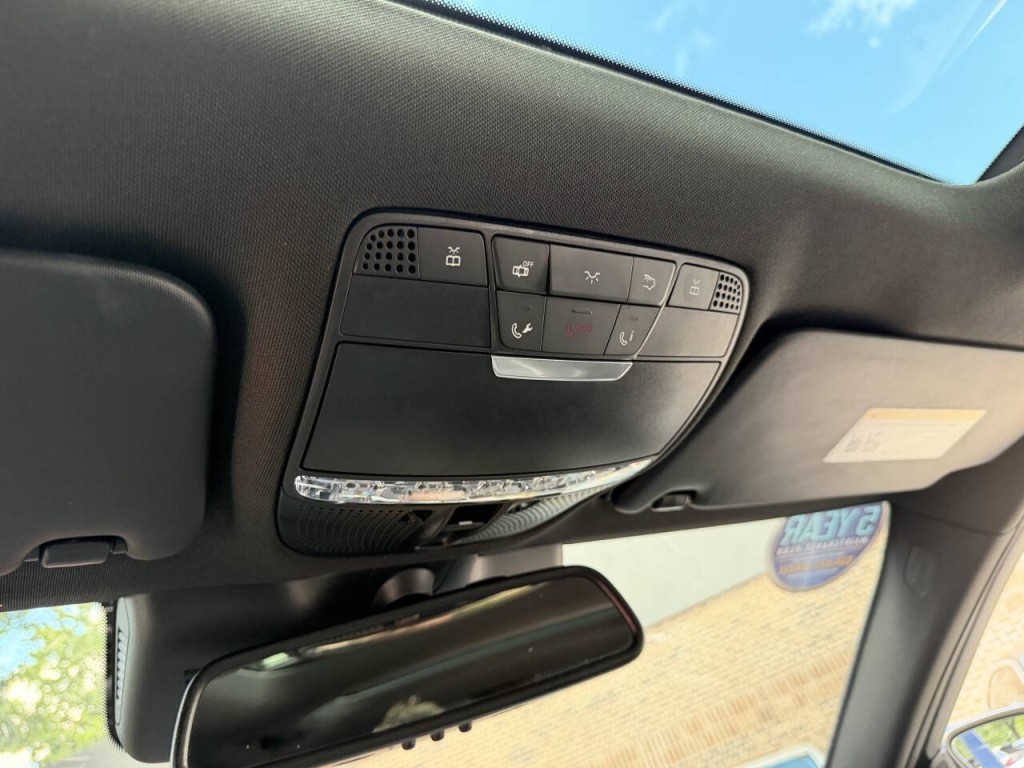 2016 Mercedes-Benz C-Class Image 58