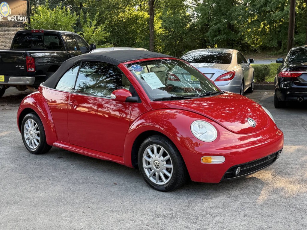 2005 Volkswagen Beetle Image 12