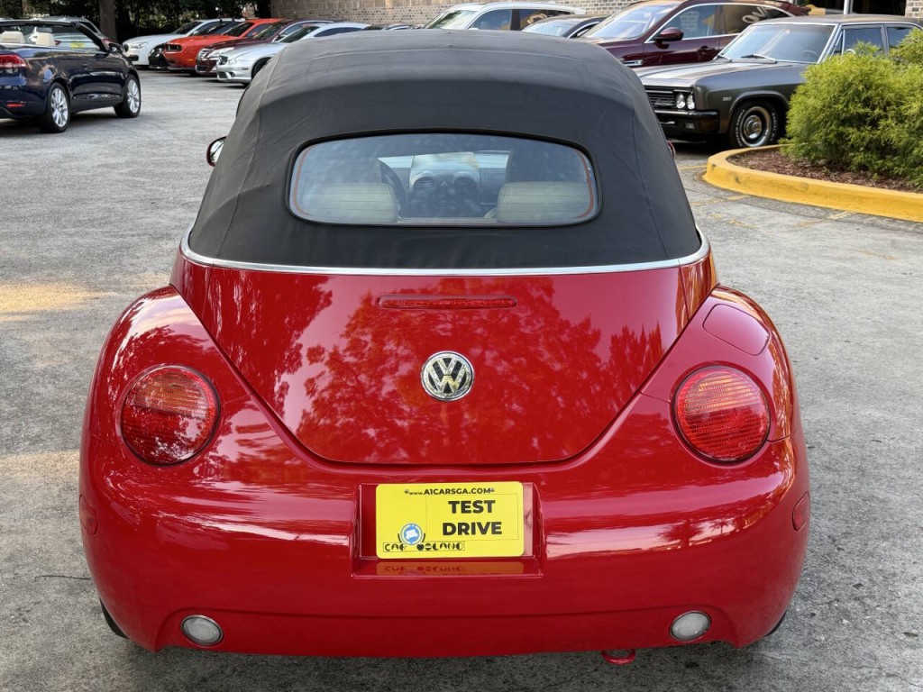 2005 Volkswagen Beetle Image 13