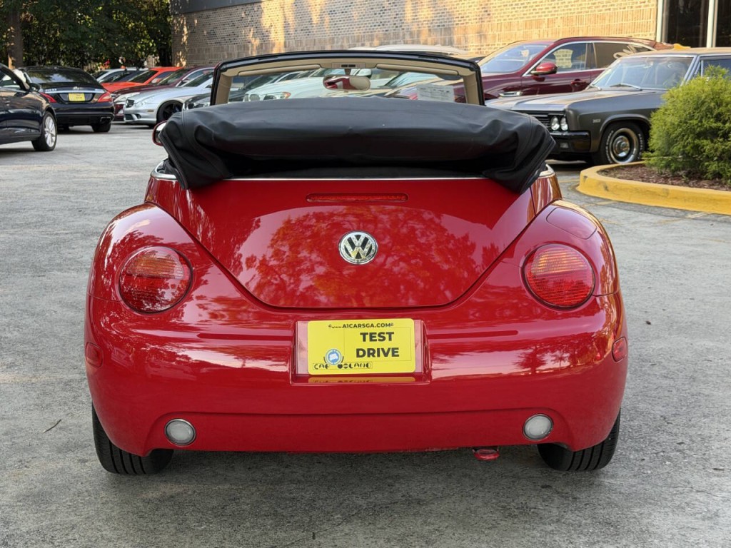 2005 Volkswagen Beetle Image 15